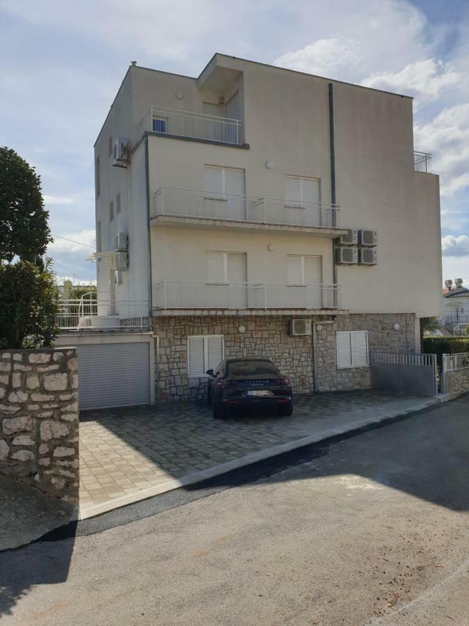 דירות סלצה Vipava מראה חיצוני תמונה